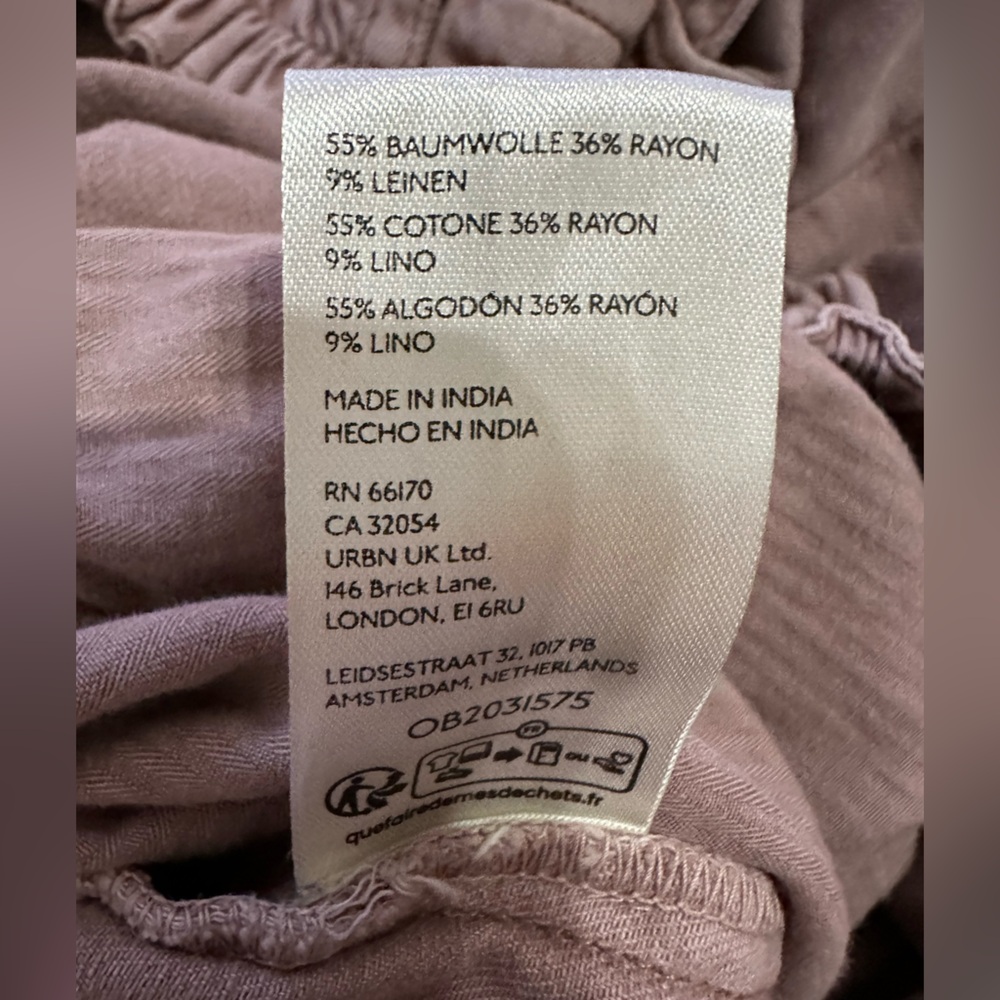 Free People Slow Motion Pull on Shorts in Mauve - Size M - Picture 7 of 8